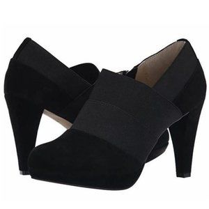 Adrienne Vittadini Women's Poomses Black Suede Hight Heel Bootie